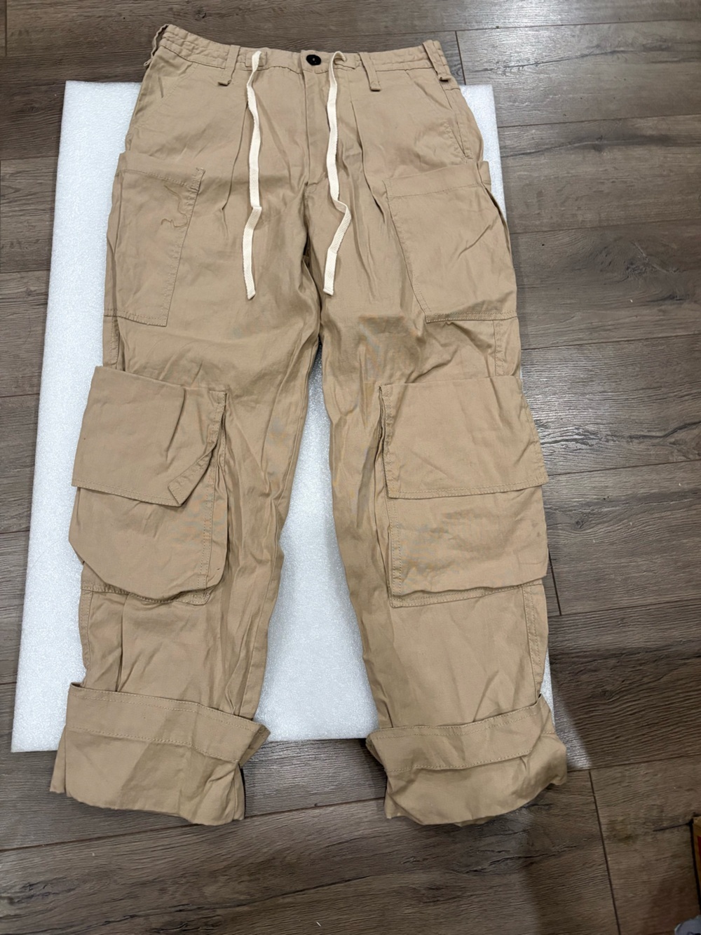 [S]Zara Men's Turn On Cargo Pants in Khaki with Utility Pockets